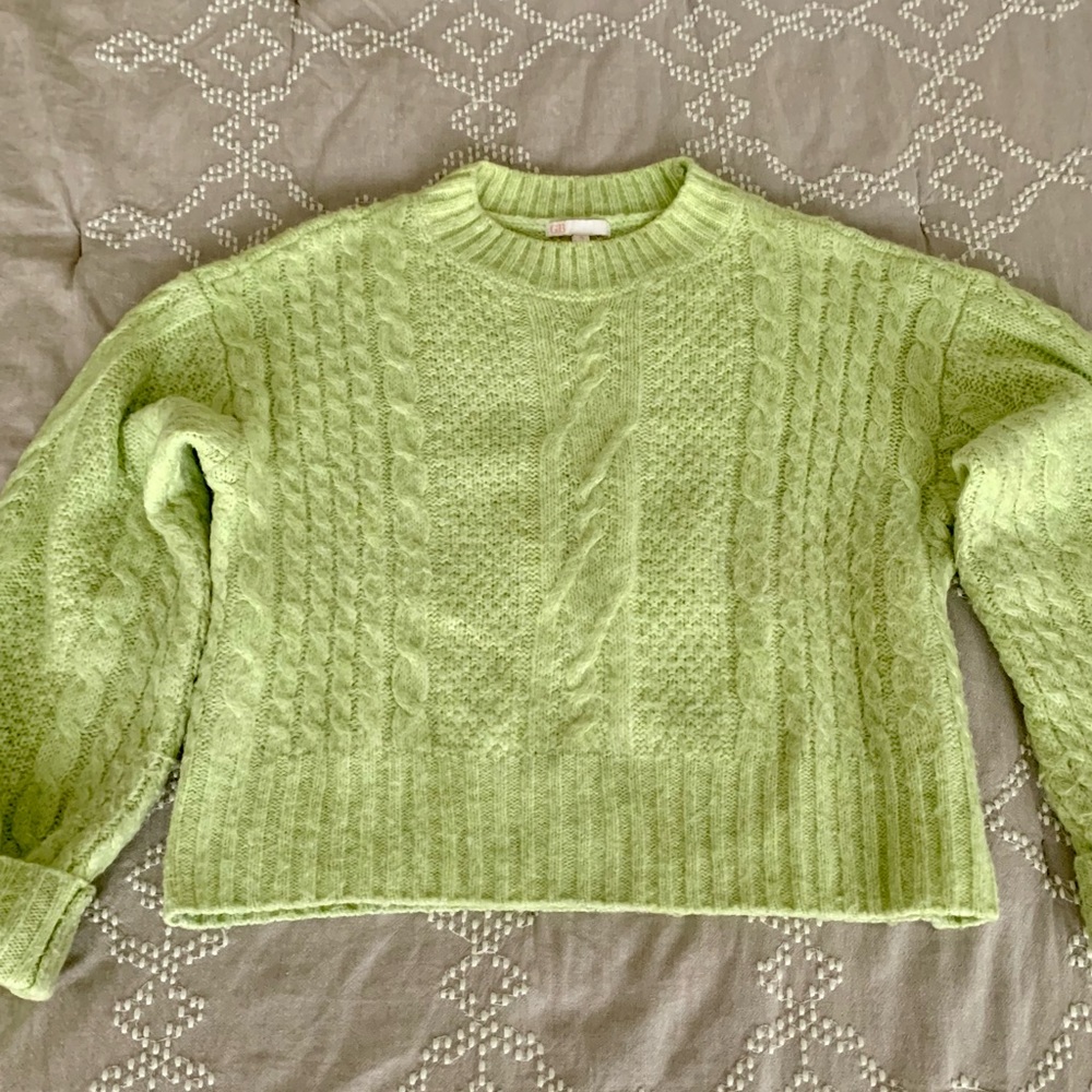 EUC GIANNI BINI cozy cropped sweater - Picture 2 of 6